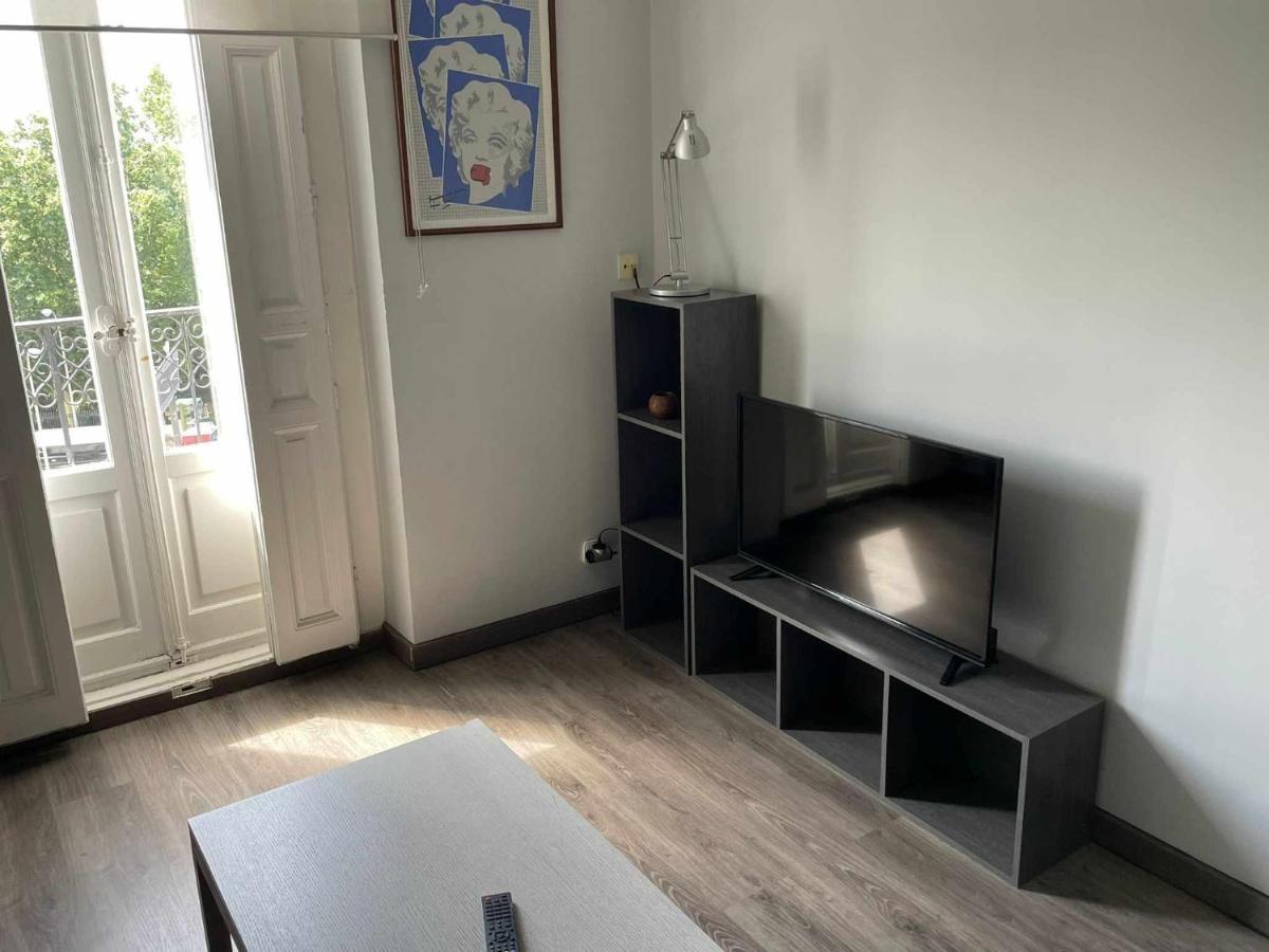 Estudio Con Vistas Alcalaretiro Madrid Luaran gambar